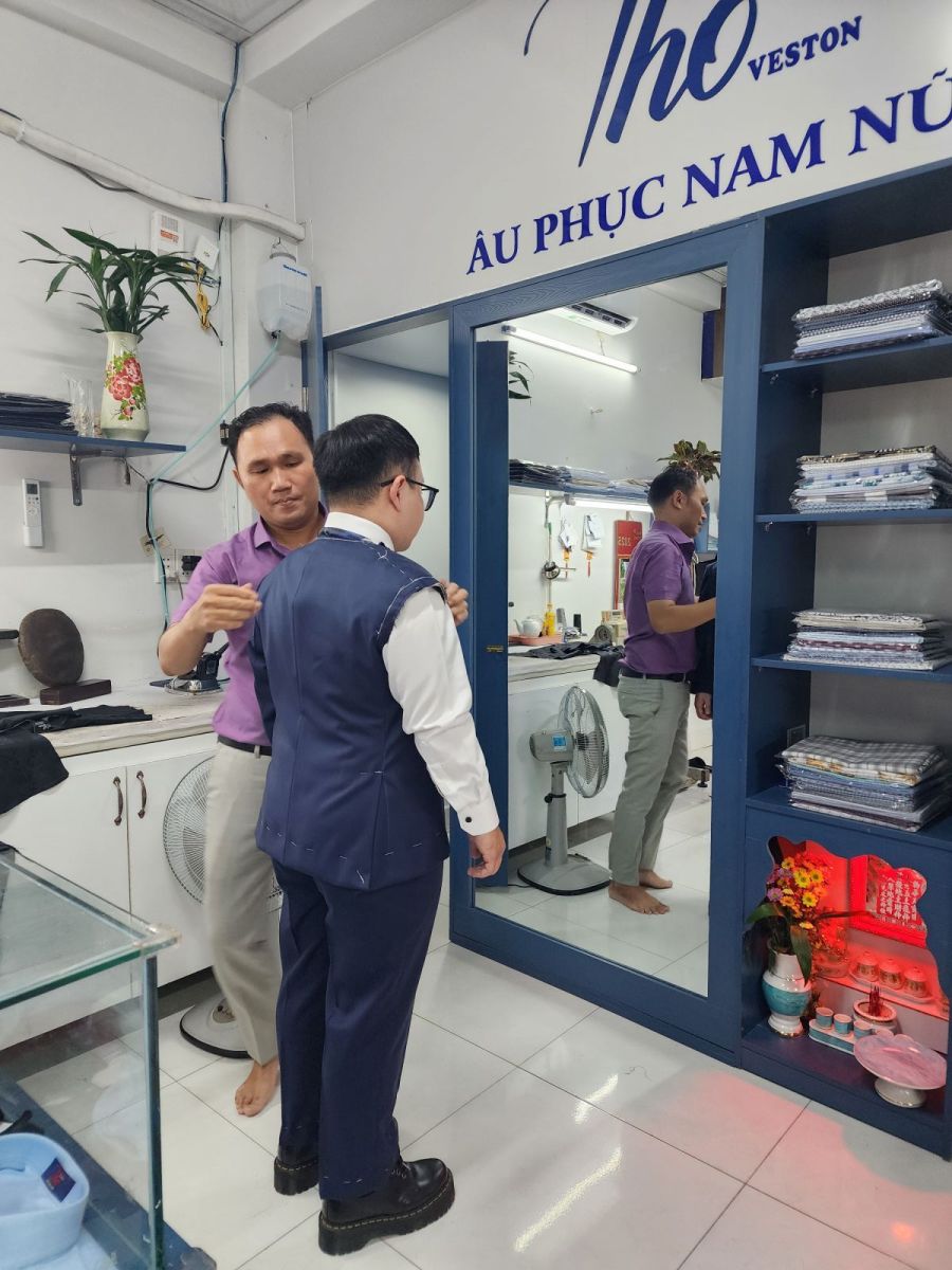 May Vest Nam Phú Nhuận